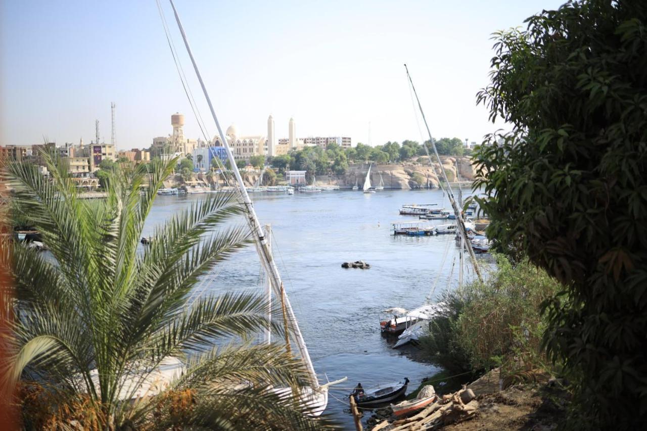 Kana Kato Assouan Chambre photo